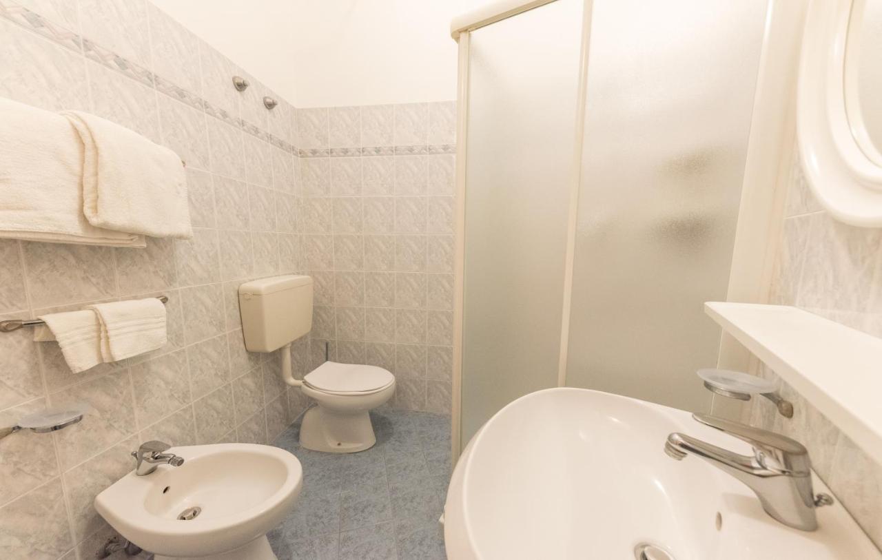 Hotel Majestic Bellaria-Igea Marina Bagian luar foto